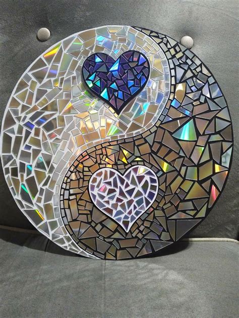 Pin by Sandy Curtis on ying yang | Old cd crafts, Decor crafts, Diy ...
