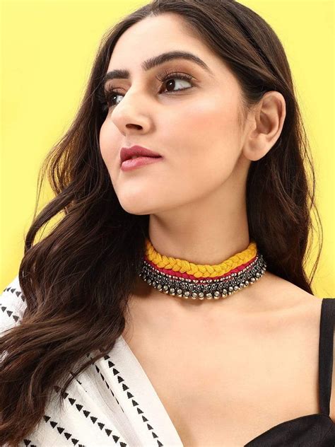 Explore Elegant Chain and Necklaces Collection at Rubans