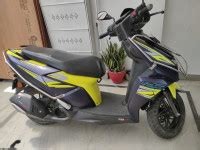 TVS NTORQ 125 price, specs, mileage, colours, photos and reviews ...