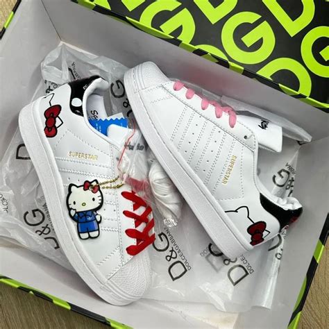 Pin by Dani on Zapatos deportivos de moda | Hello kitty shoes, All nike ...