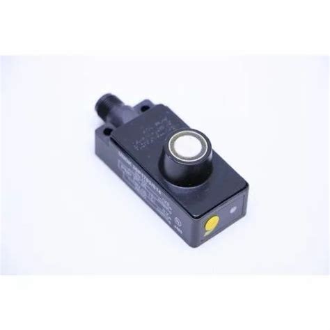 Baumer Sensor And Cable - Baumer Distance Measuring Sensor Authorized ...