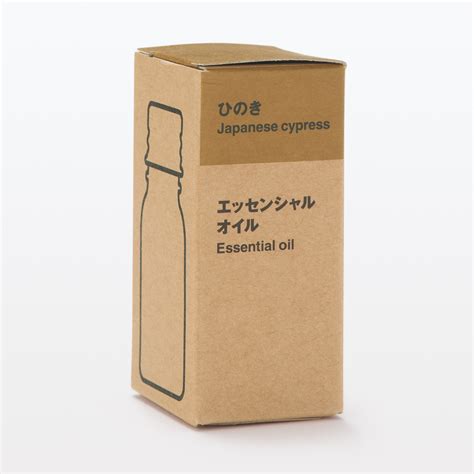 Essential oil Japanese cypress