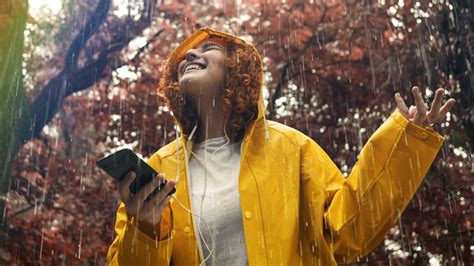 Che cos'è la pluviofilia: quando la pioggia autunnale fa sentire sereni ...