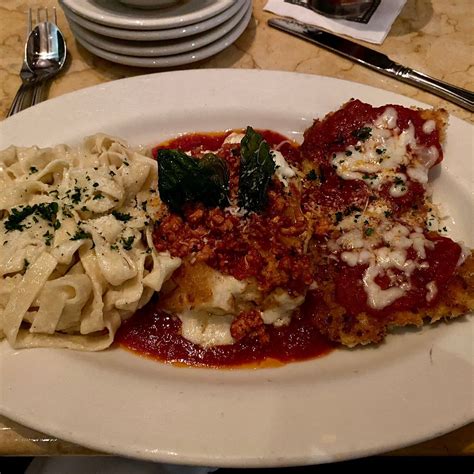 THE CHEESECAKE FACTORY, Kenwood - Restaurant Reviews, Photos & Phone Number - Tripadvisor