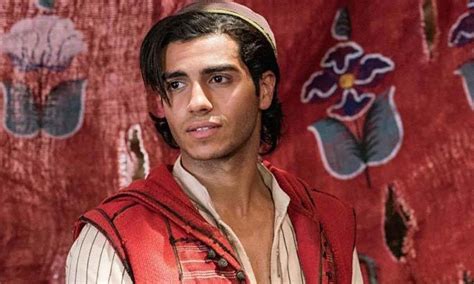 'Aladdin' star Mena Massoud deletes Twitter after insulting 'The Little ...