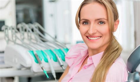 Carillas dentales | Quirónsalud Dental Valencia