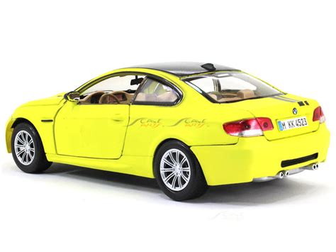 2008 BMW M3 Coupe 1:24 Motormax diecast scale model car | Scale Arts India