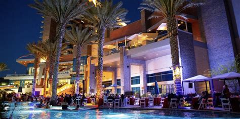 Cigarettes and Casino Thrills: A Smokin’ Hot Destination