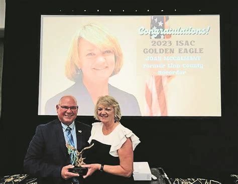 Former Linn County Recorder awarded Golden Eagle Award – Mount Vernon ...