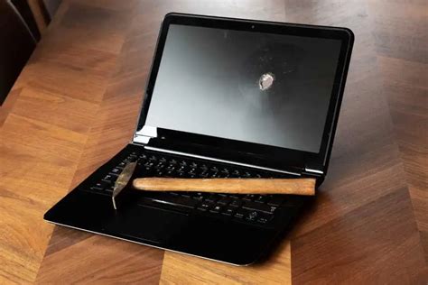 E waste Recycling – Responsible E waste Disposal | Reuze