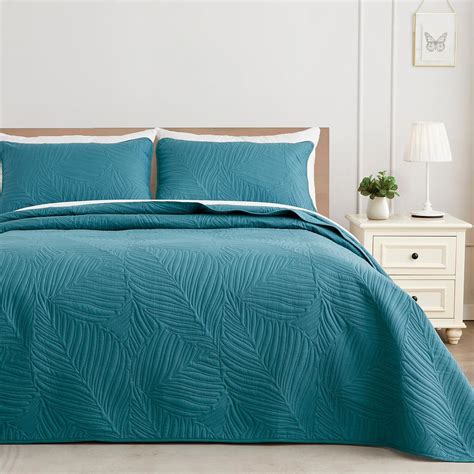 Exclusivo Mezcla King Size Quilt Bedding Set, Lightweight Teal Quilts ...