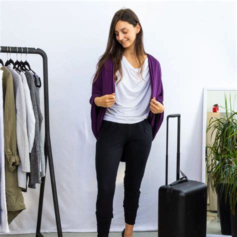 Women's Travel Clothing | Blog - Encircled