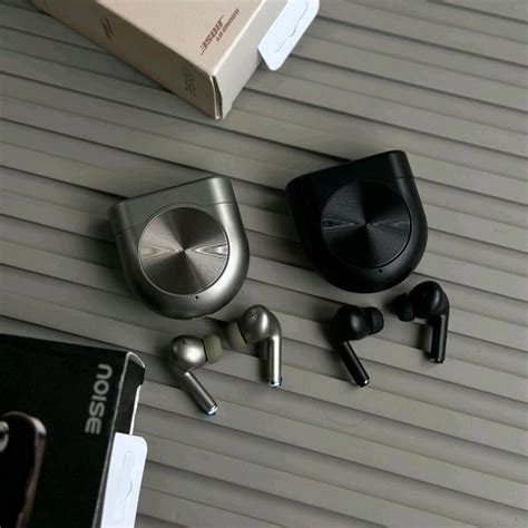 True Wireless Stereo Bluetooth Truly Wireless In Ear Earbuds With Mic