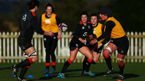 England women’s team sign professional contracts with RFU – The Irish Times