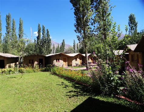 IMPERIAL ECO COTTAGE (Hunder) - Cottage Reviews, Photos, Rate ...