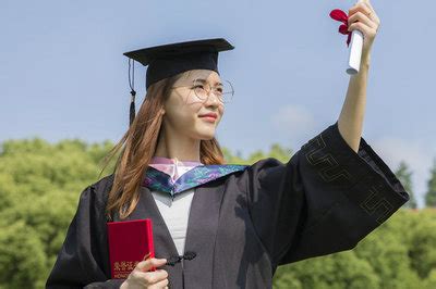 锦州医科大学15个国家30名留学生感受浓浓中国年