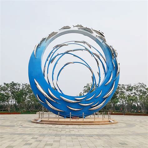 广东玻璃钢仿铸铜打太极人物楼盘景观雕塑造型 - 方圳玻璃钢