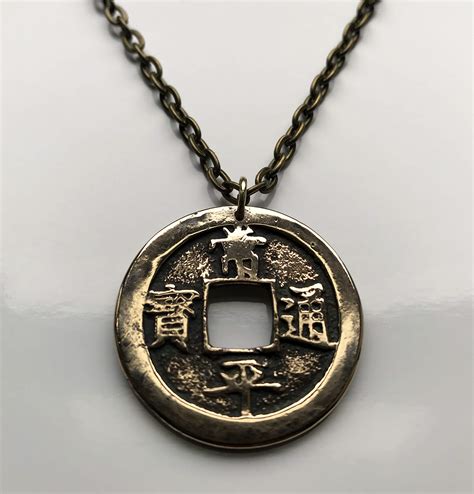 Buy antique! 1695-1742 Korea 2 Mun cash coin pendant Korean jewelry ...