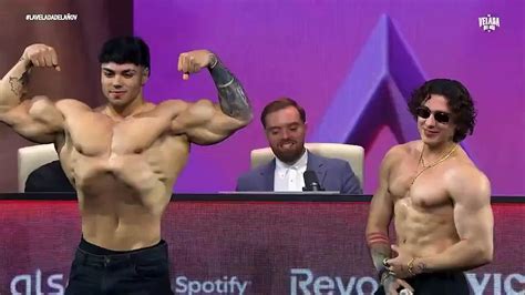 Andoni y Carlos Belcast muestran sus privilegiados físicos para La ...