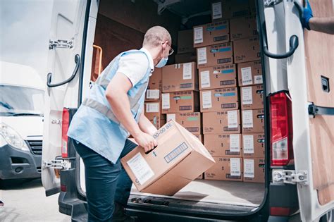 5 Tips for Choosing a Healthcare Logistics Partner - Life Couriers UK ...