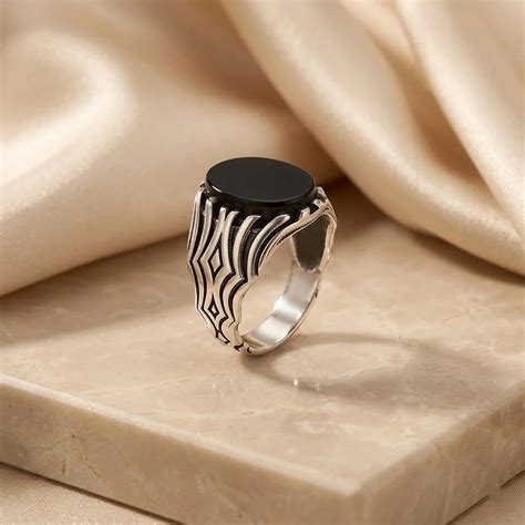 Stylish Oval Shape Black Stone Silver Ring – Khushbu Jewellers