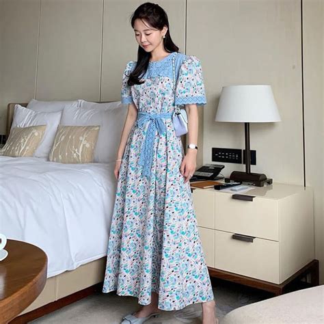 SALE 送料無料 D1094 カットワークレース リボン付き クラシカル フラワー 半袖 ロング ワンピース《ホワイト×ライトブルー》 花柄 ...