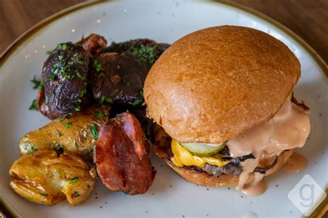 A Look Inside: Common Ground (Berry Hill) | Nashville Guru