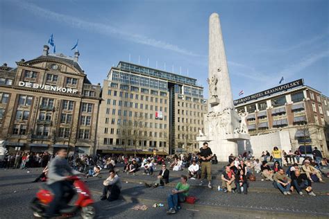 Dam Square, amsterdam, Netherlands - Top Attractions, Things to Do ...
