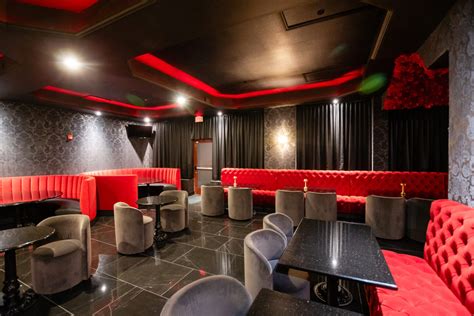 Gallery | Luxury Lounge at Bonnie and Clyde Lounge