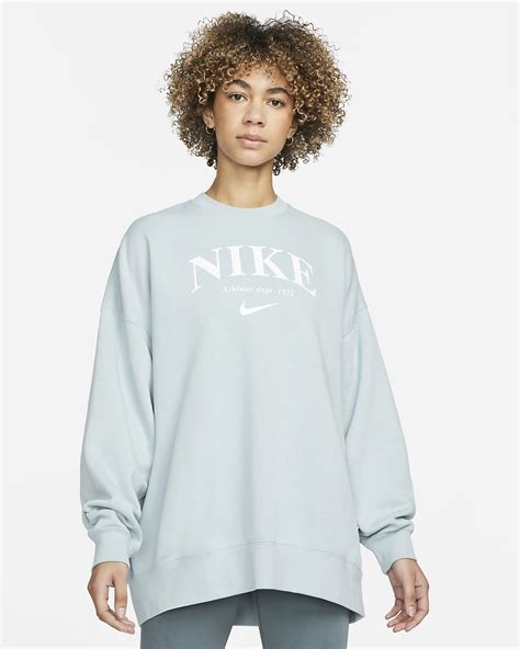 Nike Sportswear Essentials Women's Oversized Fleece Sweatshirt. Nike AE