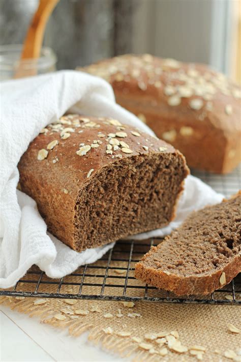 Outback Copycat Honey Whole Wheat Bread