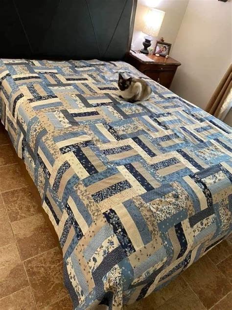 Image result for Log Cabin Quilt Pattern Tutorials