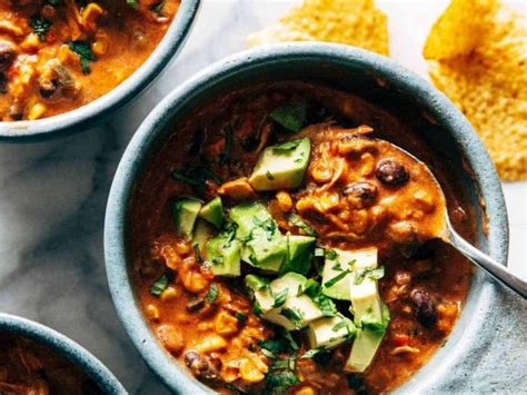 8 Healthy Chili Recipes Perfect For Cozy Cold Nights
