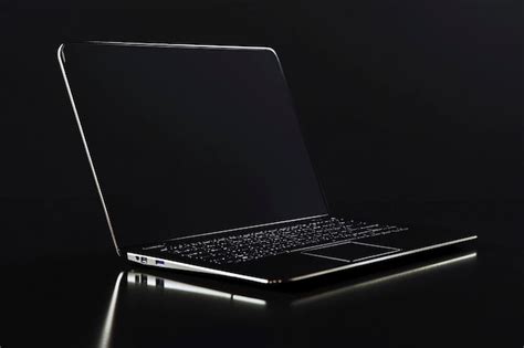 High-Tech Laptop 的图像结果