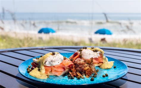 Photos | Longboards Tiki Beach Grille