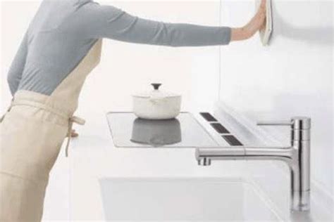 厨房卫生太难搞！厨房瓷砖油污清洁技巧，难怪保姆月薪能过万！