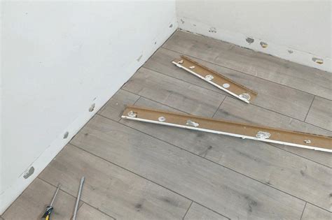 Fix Lifting & Bouncing Laminate Flooring (Expansion Problem) : 20 Steps ...