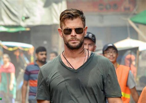 Chris Hemsworth Extraction Movie Square Sunglasses For Men-Unique and ...