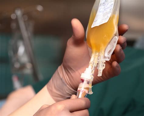 FDA Warns Against Blood Transfusions From Young Donors as Anti-Aging Treatment - Newsweek