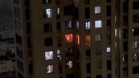 杭州高层住宅发生燃气爆炸 一男子身亡 | 杭州萧山 | 公寓楼 | 新唐人中文电视台在线