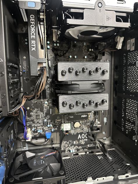 Alienware R16 CPU 的图像结果