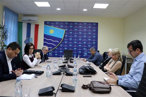 Održan sastanak predstavnika Vlade HNŽ i sindikata prosvjete ...