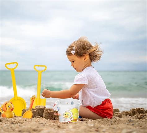 Cute Duck Themed Sand Toy Summer Beach Toys Kids Sand Shovel Tools For ...
