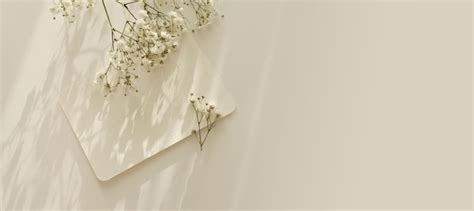 Premium Photo | Empty blank texture canvas paper card and gypsophila ...