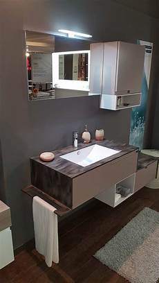 corian bagno outlet mobile bagno sospeso con top in corian arredo corian bagno outlet mobile bagno sospeso con top in corian arredo