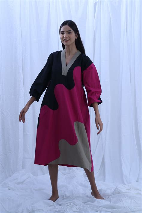 Pink Sage V-neck Fern Dress – Khat Clothing