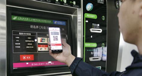Signcard 自助制证发卡一体机M806 - 北京斯科德科技有限公司