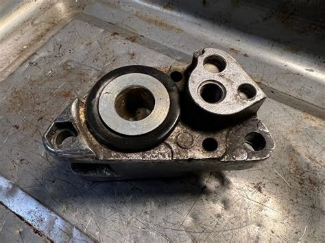 How to Remove Stuck Brake Disc 的图像结果