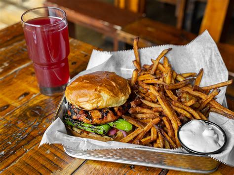 Where To Make New Friends In Chicago - Chicago - The Infatuation