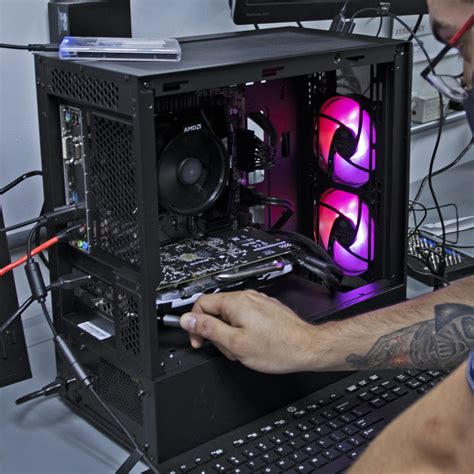 IT Support Computer Service and Repair Cloud Computing 的图像结果